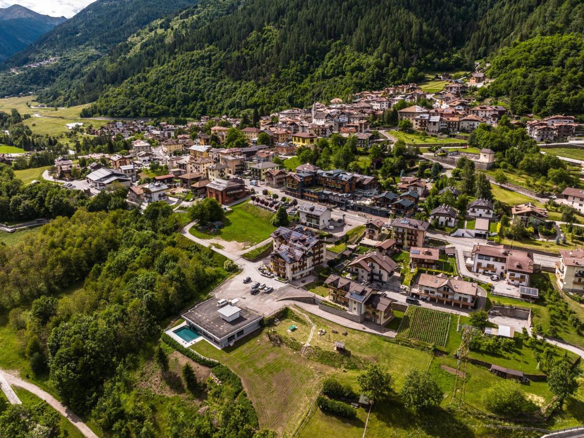 Gaia Residence Hotel Mezzana  Exteriér fotografie