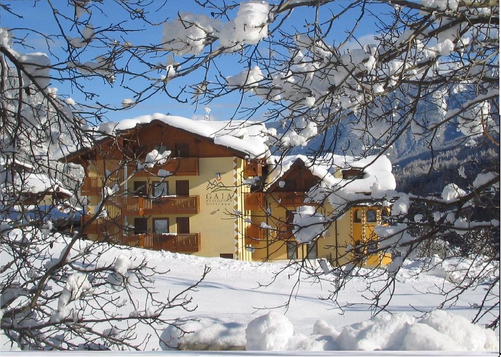 Gaia Residence Hotel Mezzana  Exteriér fotografie